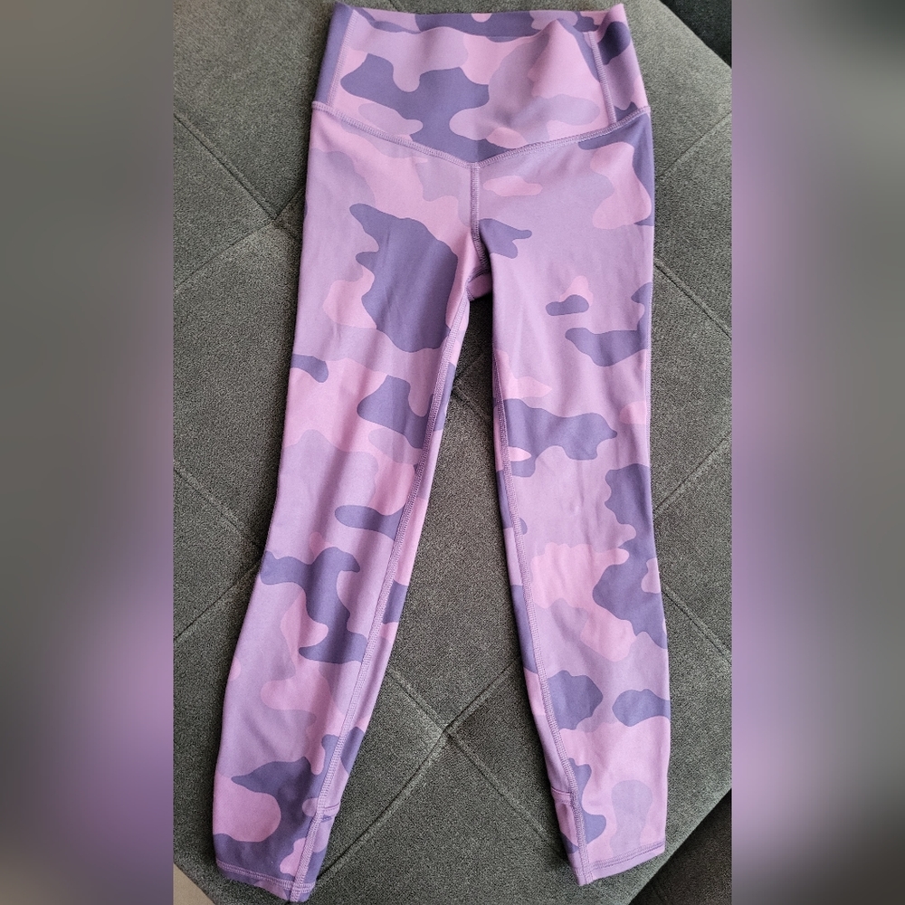 Girls Purple Camo Leggings